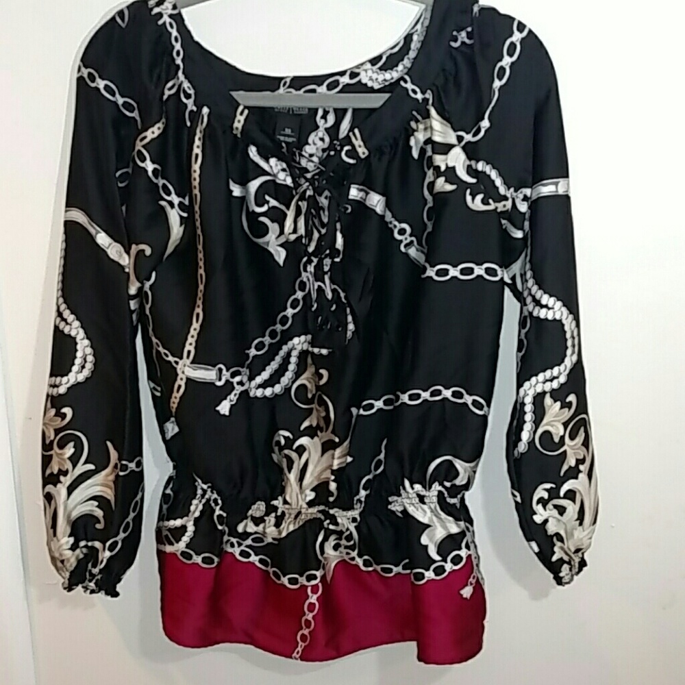 White House Black market top